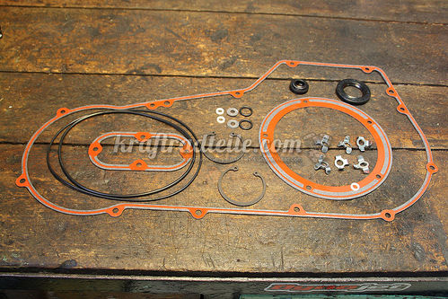 Primary Gasket Kit, James Gaskets, Softail© 94-06 / Dyna© 94-05, Paper / Silicone