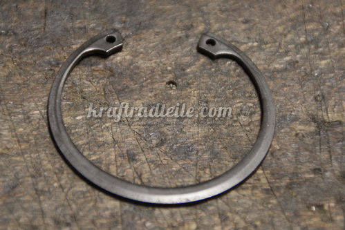 Retaining Ring Bearing Trapdoor / Bearnig Plate, BT 99up (5- / 6-Speed) / XL 06-21